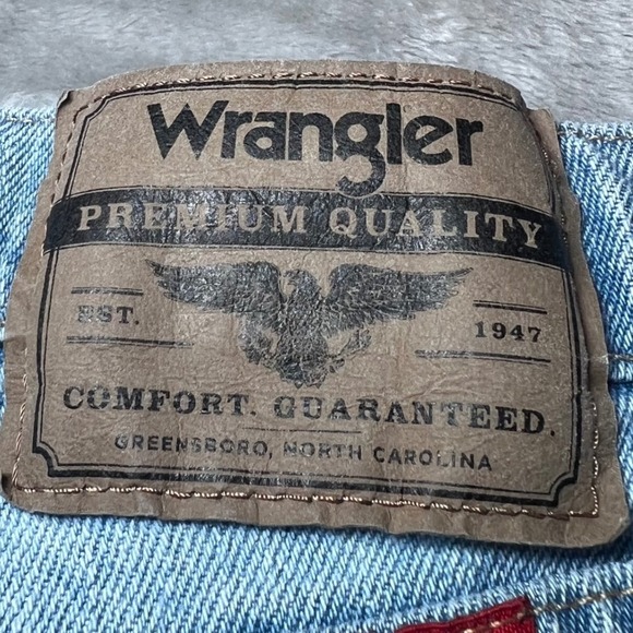 Wrangler Premium Quality Blue Jean Shorts Mens 32 Comfort Fit Retro Denim Y2K - Picture 5 of 15
